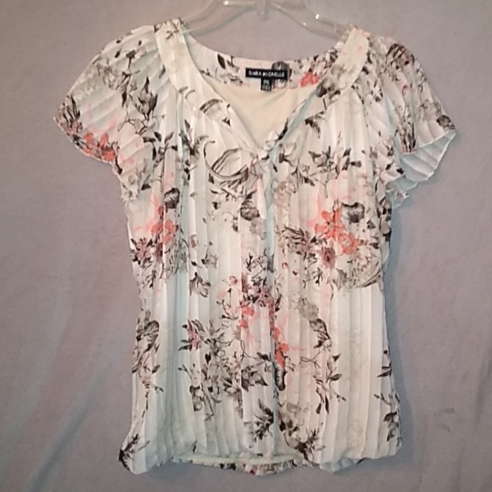 Sara Michelle Floral Blouse